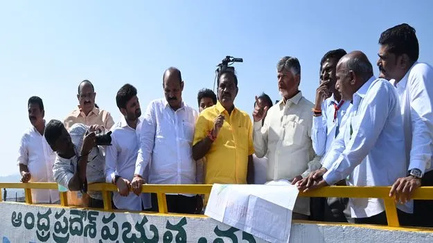 పుష్కరాలకు ముందే పోలవరం