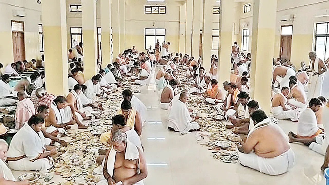 శ్రీవారి ఆలయాల్లో హుండీల సొమ్ము లెక్కింపు