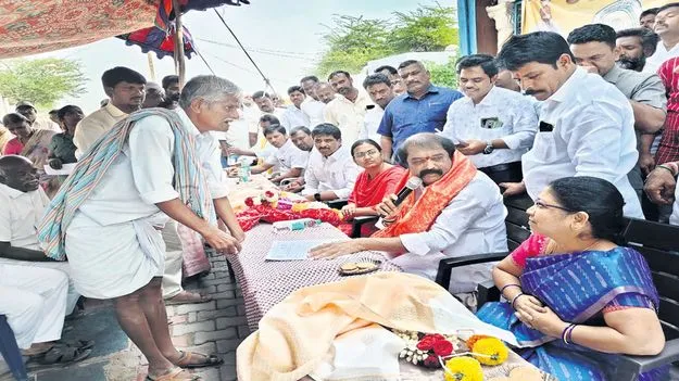 ఆలయ పనులు త్వరగా పూర్తిచేయండి