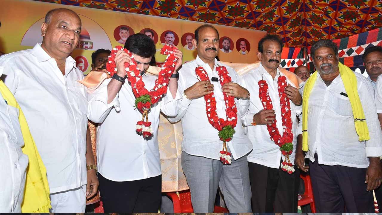 ఆకట్టుకున్న పశువుల అందాల పోటీలు