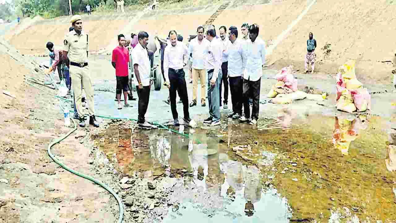 పొల్లూరు జలవిద్యుత్‌ కేంద్రం పనుల పరిశీలన