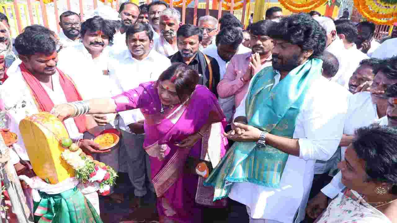 మినీ మేడారంగా సమ్మక్క -సారలమ్మ జాతర