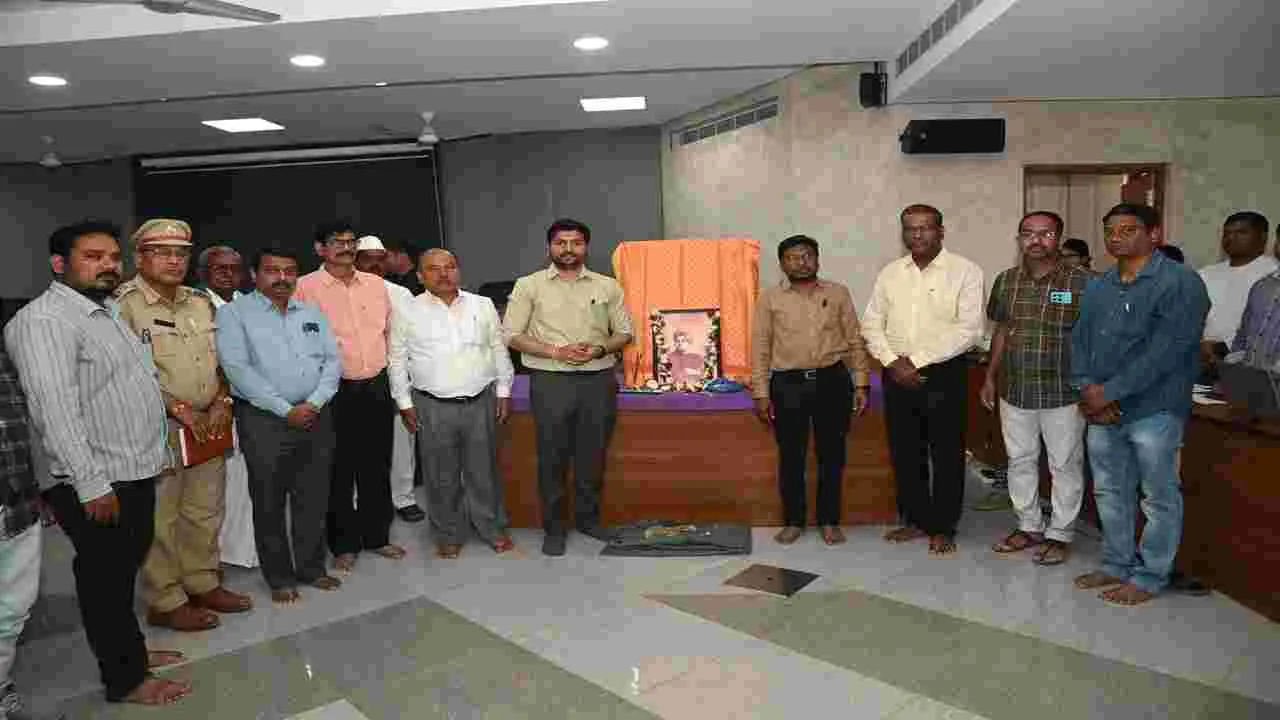 kumaram bheem asifabad- యువత వివేకానందుడిని స్ఫూర్తిగా తీసుకోవాలి