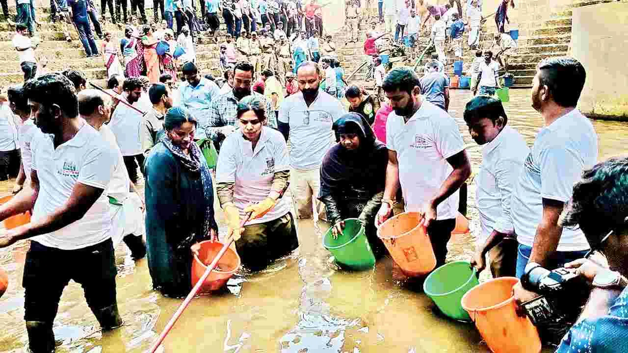 కలిసి కట్టుగా స్వచ్ఛ అహోబిలం