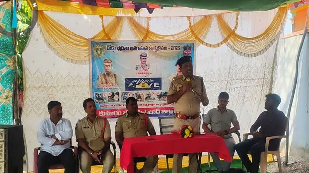 kumaram bheem asifabad- ట్రాఫిక్‌ నిబంధనలు పాటించాలి