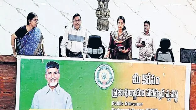 కాఫీ కొనుగోలు లక్ష్యాన్ని చేరాలి 