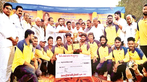   క్రీడలతో యువతలో క్రమశిక్షణ 