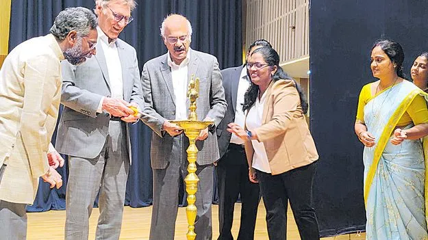 Dr. D. Nageshwar Reddy: వాయు కాలుష్యం, ధూమపానంతో ఊపిరితిత్తులకు సెగ