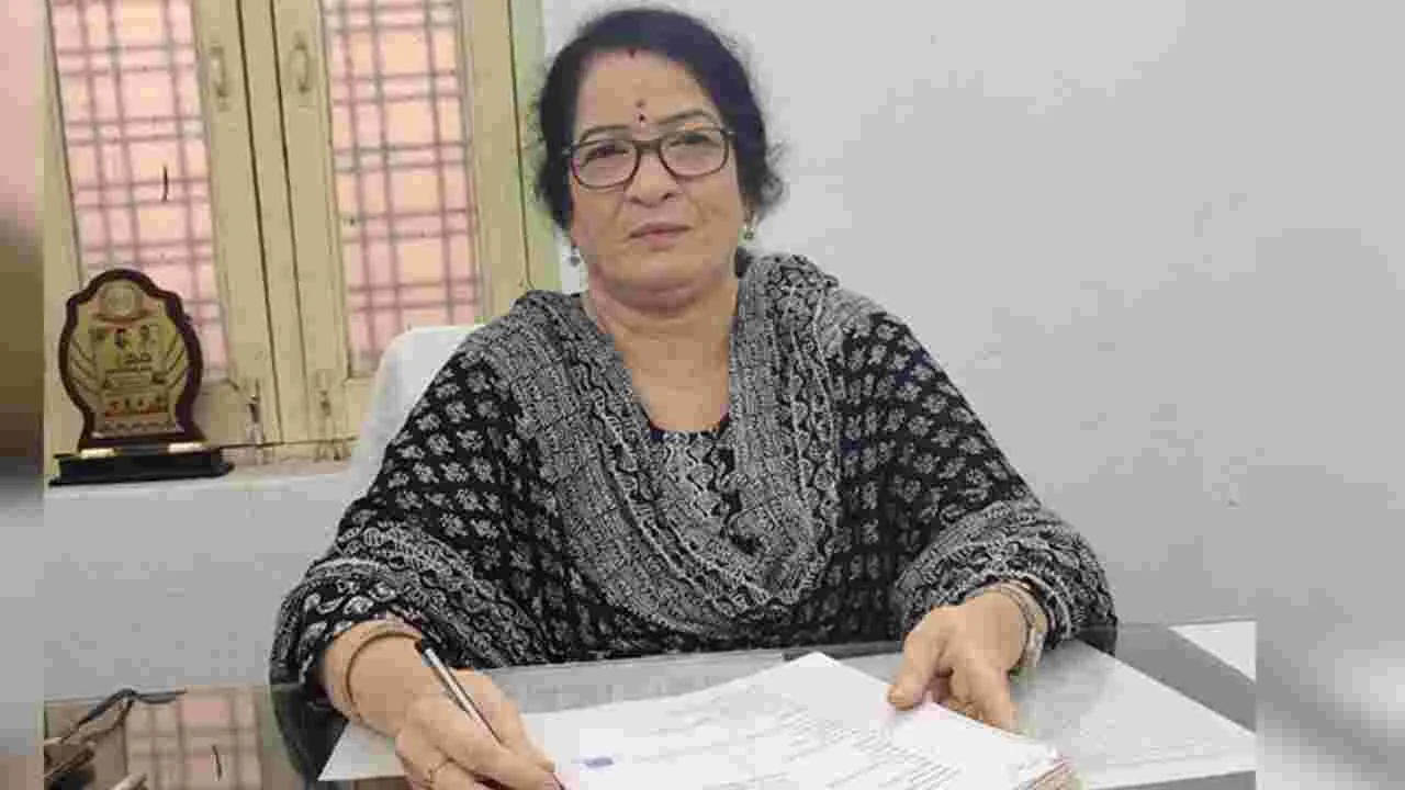 Rangareddy MPDO Caught in Bribery: నిర్మాణ అనుమతుల జారీకి రూ.2.50 లక్షల లంచం