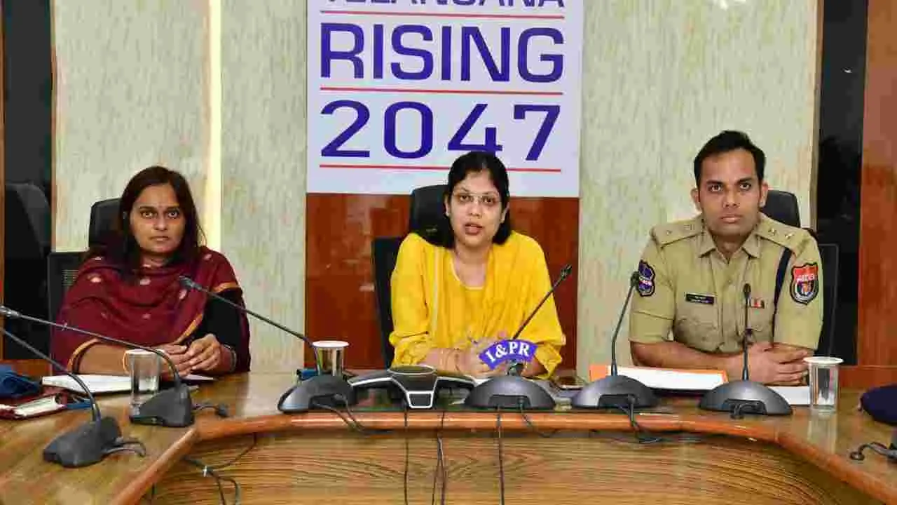 Karimnagar:   పాఠశాలల్లో పకడ్బందీగా ఫిర్యాదుల పెట్టె నిర్వహణ