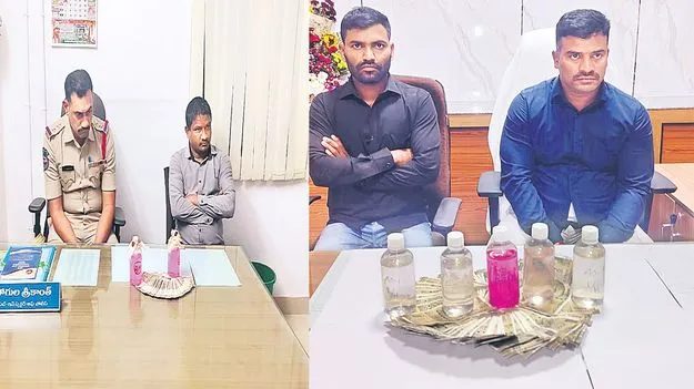 Red Handed Taking Bribes: ఏసీబీ వలలో అవినీతి అధికారులు