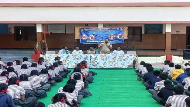 ట్రాఫిక్‌ నిబంధనలు పాటించాలి