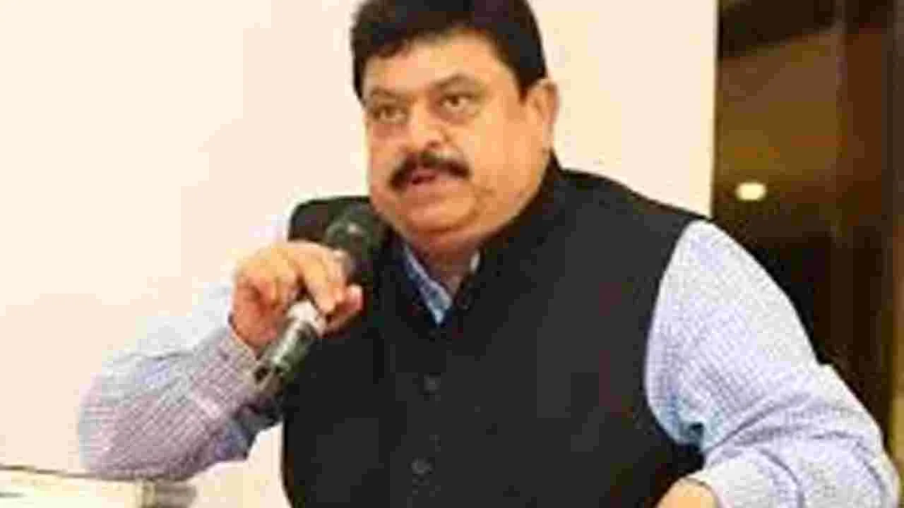 BJP state president Ramchandra Rao: కేంద్రాన్ని బద్నాం చేయడమే కాంగ్రెస్‌, బీఆర్‌ఎస్‌‌ల లక్ష్యం