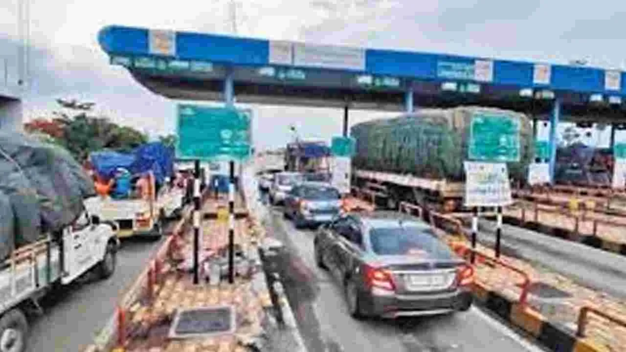 No Toll Exemption: పండుగ సందర్భంగా టోల్‌ ఫ్రీ లేదు!