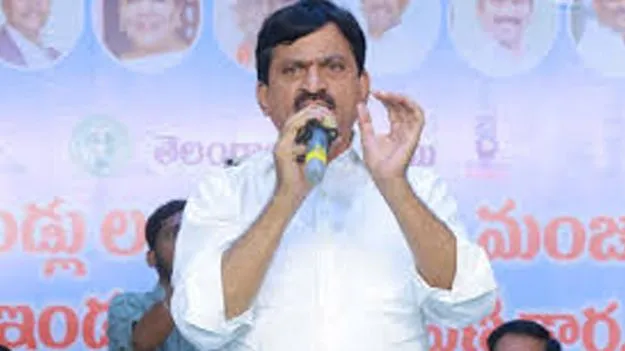 Minister Ponguleti Srinivas Reddy: ఇందిరమ్మ ఇళ్లు ఇచ్చాకే అసెంబ్లీ ఎన్నికలకు