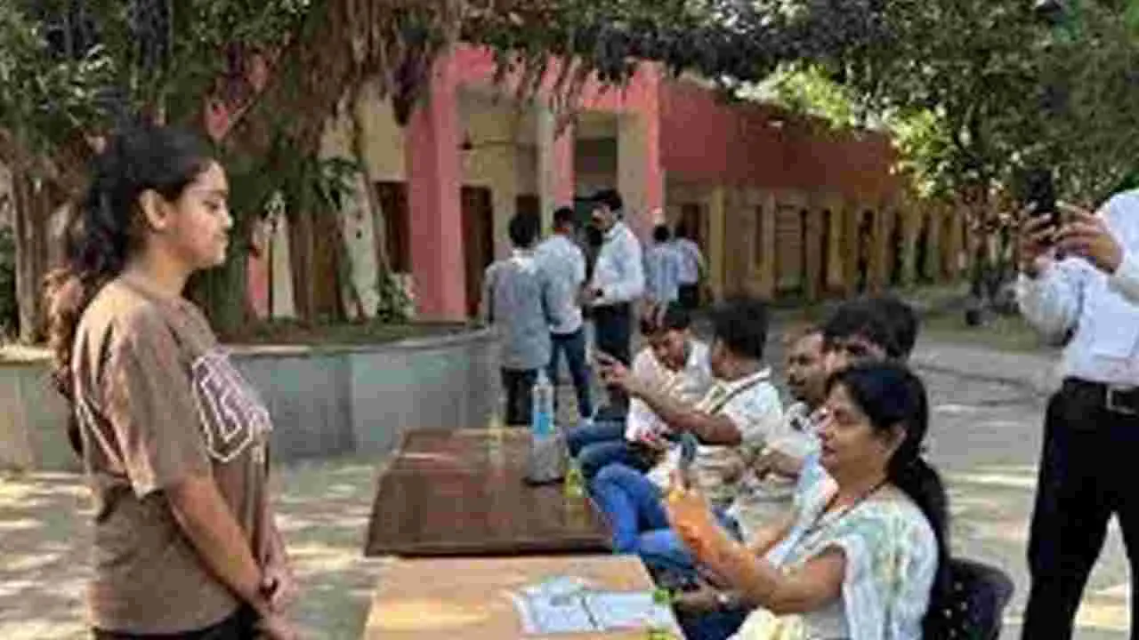 Digital Face Authentication: యూపీఎస్సీ పరీక్ష కేంద్రాల వద్ద డిజిటల్‌ రూపంలో అభ్యర్థుల ముఖగుర్తింపు