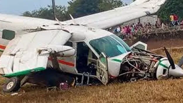 Helicopter Crash: కుప్పకూలిన హెలికాప్టర్‌