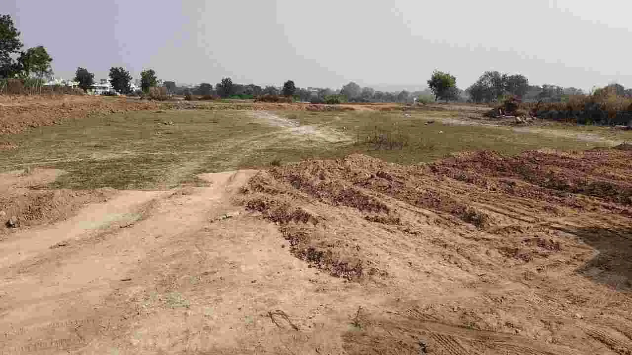 కాలగర్భంలో ఎఫ్‌ఎస్టీ ప్లాంట్ల నిర్మాణం...!