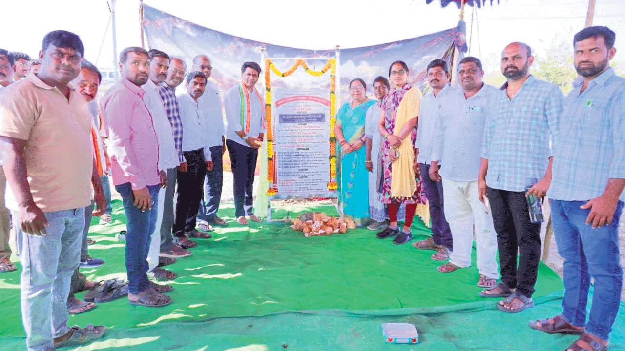 పట్టణాభివృద్ధికి సమగ్ర ప్రణాళికతో ఉన్నాం