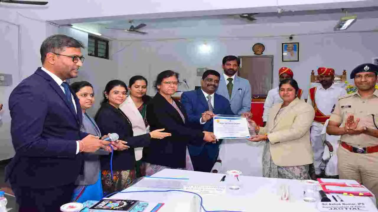 కోర్టులు, పోలీసుల సమన్వయంతోనే  ప్రజలకు సత్వరన్యాయం