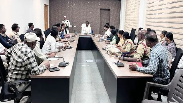 బాలల హక్కులను కాపాడడం బాధ్యతగా తీసుకోవాలి