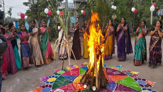 వైభవంగా భోగి ఉత్సవాలు