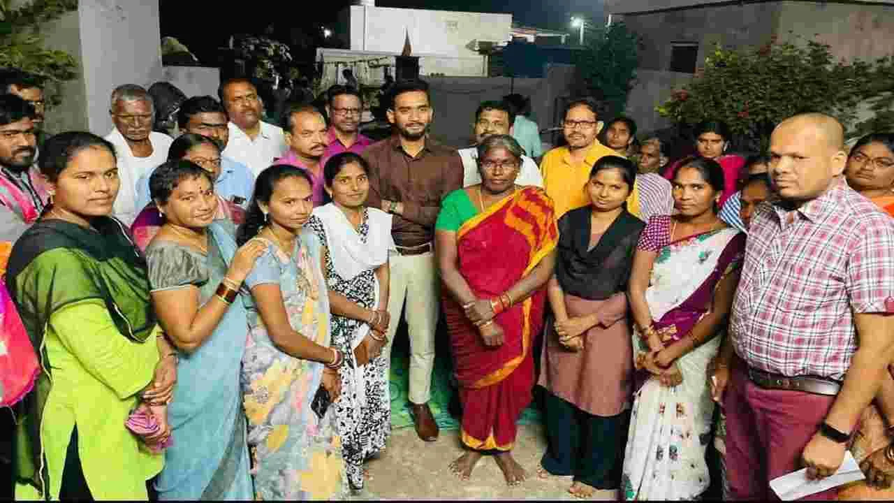 అమ్మకు అక్షరమాల ద్వారా వయోజన విద్యాభివృద్ధి