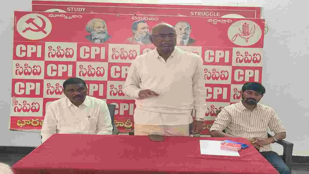 భవిష్యత్తు పోరాటాలకు సిద్ధం కావాలి