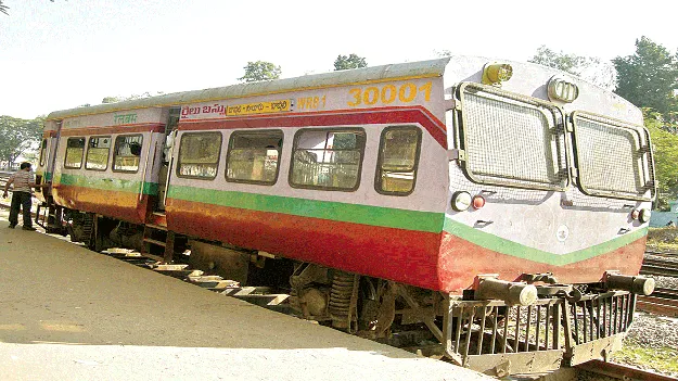 There is no train bus.. no train రైలు బస్సు లేదు..  రైలూ లేదు