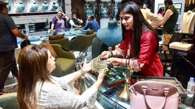 Deloitte India Report Gold: భారతీయులకు నగలూ కీలక ఆస్తే డెలాయిట్‌