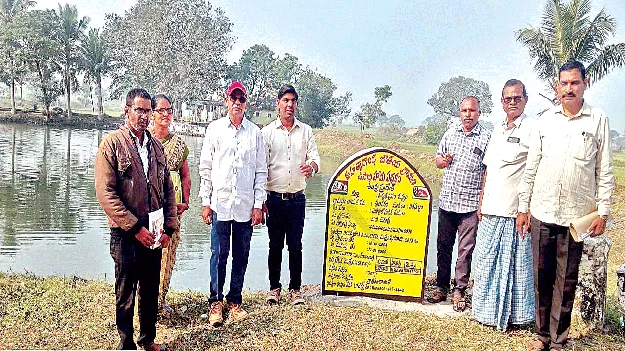 పనులు పరిశీలించిన కేంద్ర బృందం