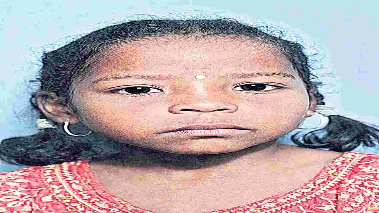 రక్తహీనతతో ఆశ్రమ పాఠశాల విద్యార్థిని మృతి