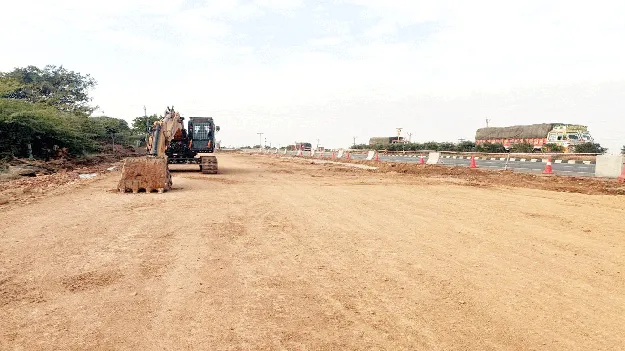 జాతీయ రహదారి పనుల అడ్డగింత