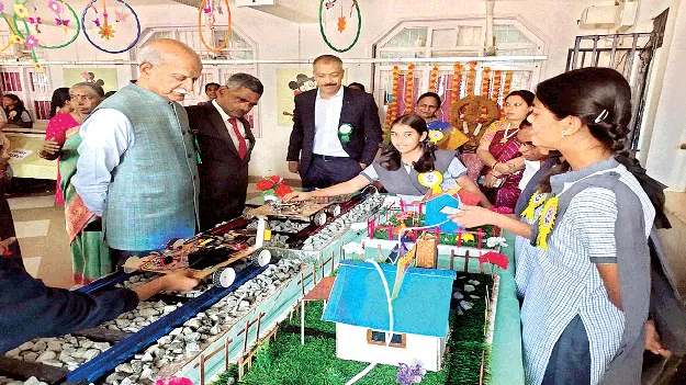 మెగా వైజ్ఞానిక ప్రదర్శన ప్రారంభం