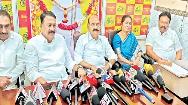    రాజకీయ నాటకాలు ఆపండి