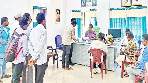 పంచాయతీ నిధుల దుర్వినియోగంపై ఆర్‌డీవో విచారణ 