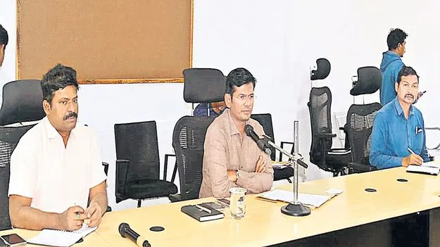 గణతంత్ర వేడుకలకు విస్తృత ఏర్పాట్లు