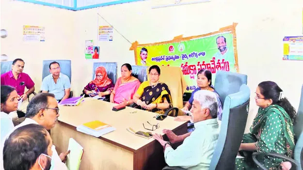 DMHO: తల్లీబిడ్డలను కాపాడుకుందాం: డీఎంహెచవో