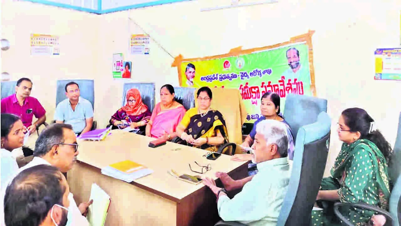 DMHO: తల్లీబిడ్డలను కాపాడుకుందాం: డీఎంహెచవో