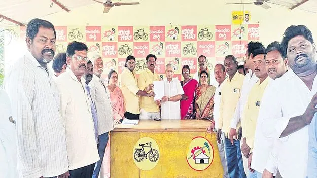 ఎమ్మెల్యే పర్యటనపై సమాచారం ఇవ్వడంలేదు