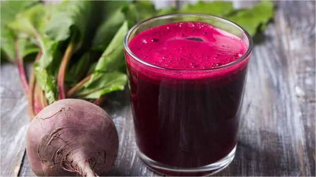 Beetroot Juice vs Raw: బీట్‌రూట్ జ్యూస్‌గా తాగాలా.. లేక పచ్చిగా తినాలా.?