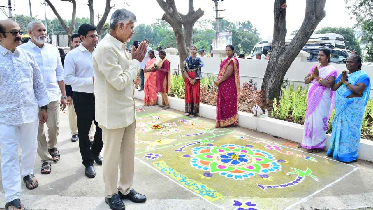 నారావారి పల్లెలో మిన్నంటిన సంక్రాంతి సంబరాలు..