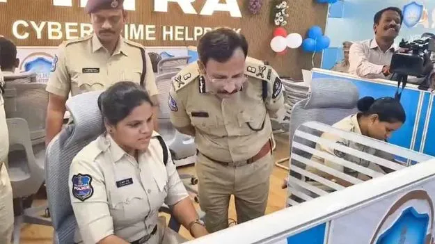 Hyderabad CP: సైబర్ బాధితులకు అండగా పోలీసులు: సీపీ సజ్జనార్