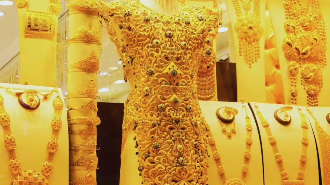 ప్రపంచంలో అత్యధికంగా బంగారం ఉత్పత్తి చేసే 10 దేశాలు ఇవే