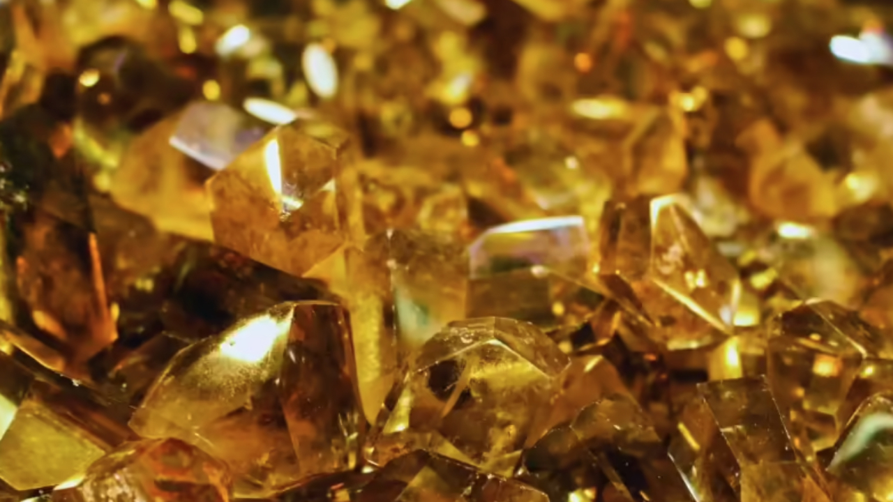 ప్రపంచంలో అత్యధికంగా బంగారం ఉత్పత్తి చేసే 10 దేశాలు ఇవే