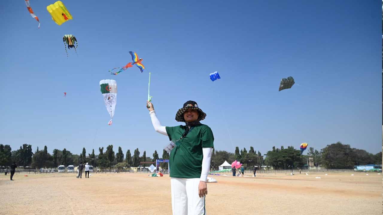 వైభవంగా కైట్ ఫెస్టివల్.. హాజరైన విదేశీయులు