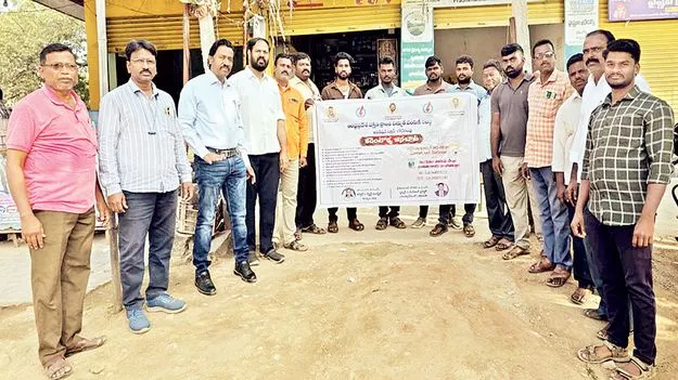  సమస్యల పరిష్కారానికే ‘కరెంటోళ్ల జనబాట’