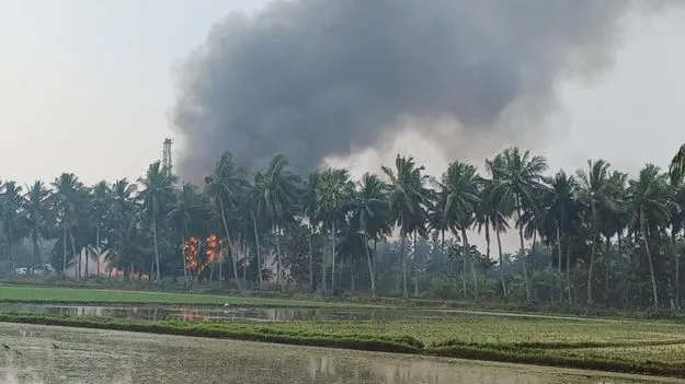 ONGC Blowout Konaseema: బ్లోఅవుట్ ఘటన.. పరిసరాల్లోని వారు తిరిగి రావొచ్చన్న జిల్లా కలెక్టర్