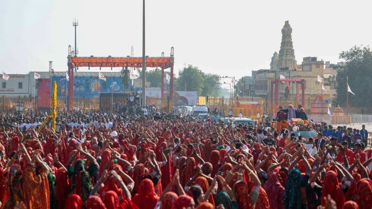 కన్నుల పండువగా ‘సోమనాథ్‌ స్వాభిమాన్‌ పర్వ్‌’ వేడుకలు.. పాల్గొన్న ప్రధాని మోదీ