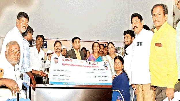 విభిన్న ప్రతిభావంతులకు పెద్దపీట 